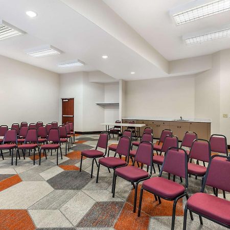 Comfort Suites Redmond Airport Zewnętrze zdjęcie