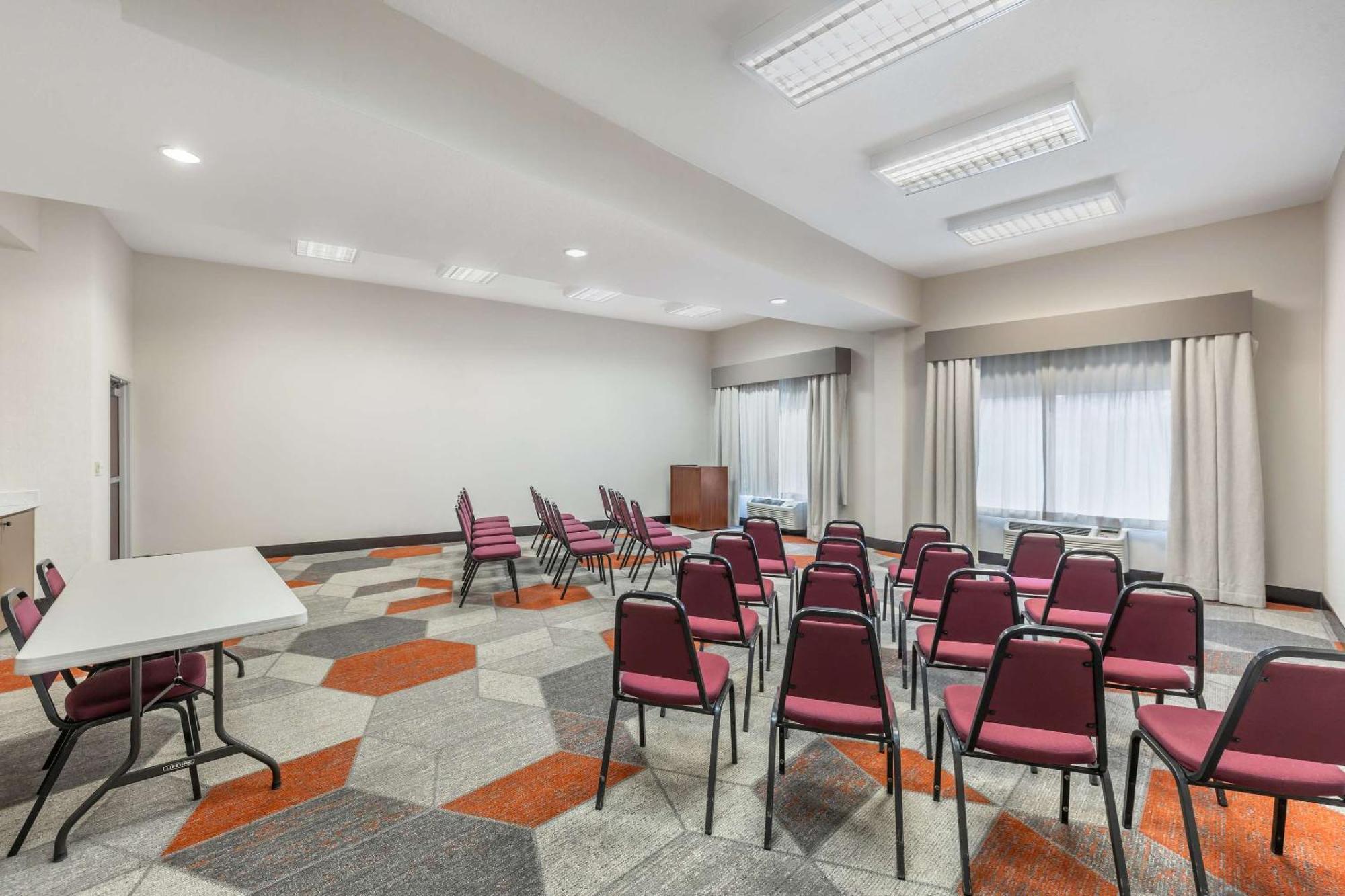 Comfort Suites Redmond Airport Zewnętrze zdjęcie