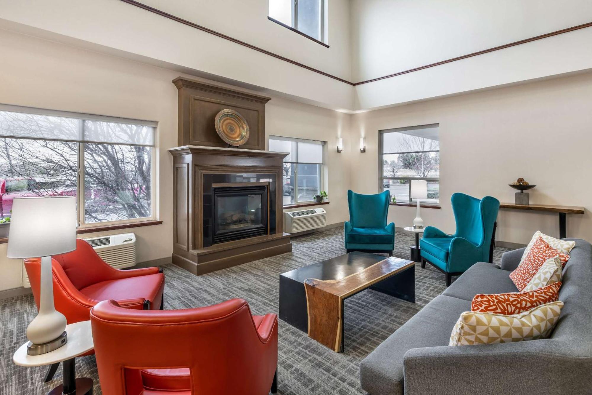Comfort Suites Redmond Airport Zewnętrze zdjęcie