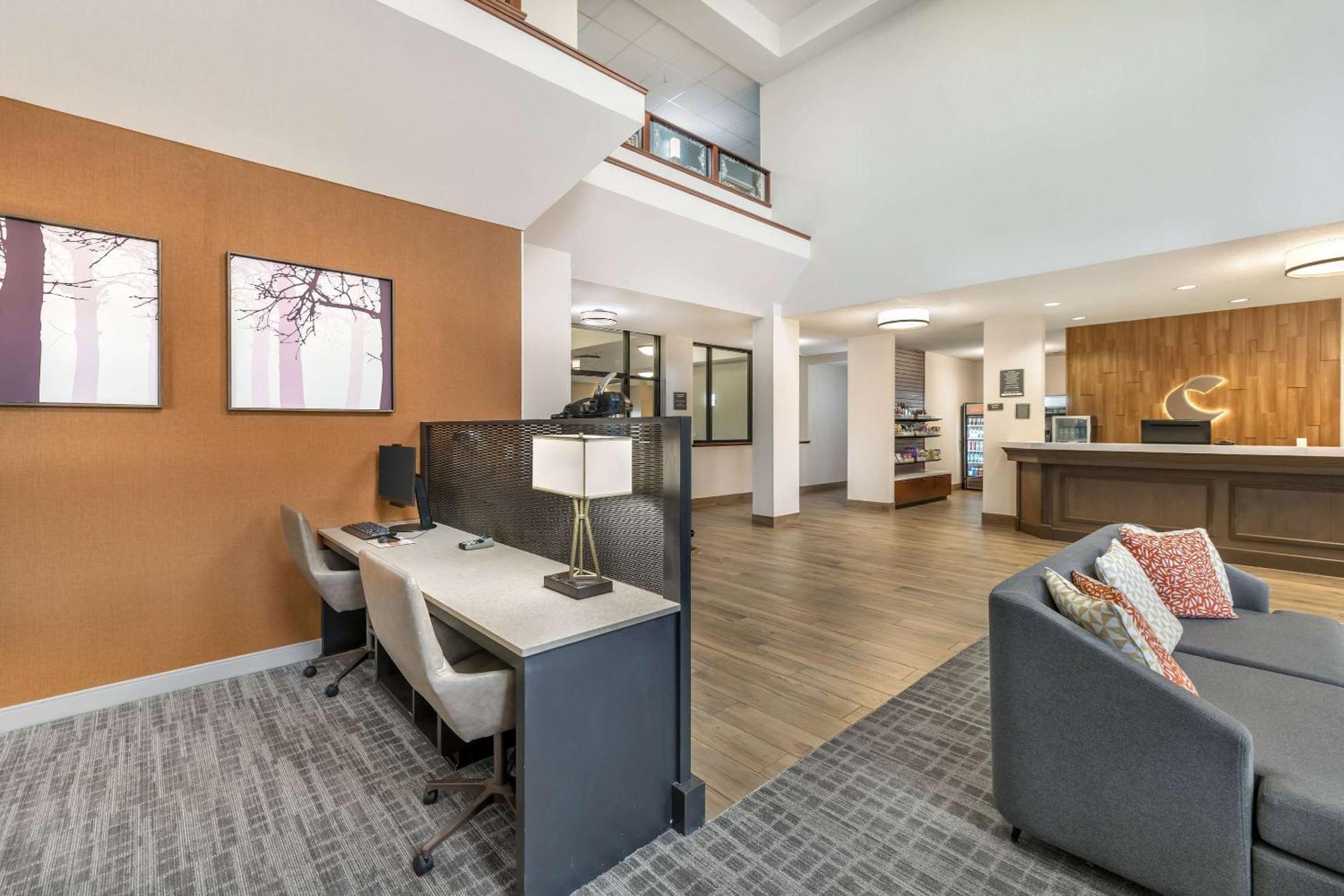 Comfort Suites Redmond Airport Zewnętrze zdjęcie